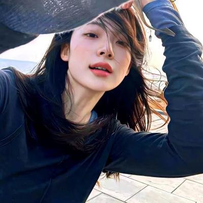 黑料吃瓜官网 - 某95后小花被曝学历造假
